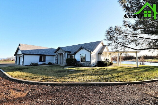 Photo - 21789 Seven Lakes Ln