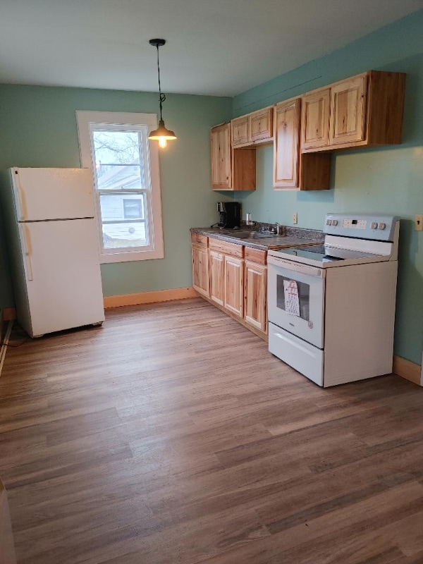 Photo - 8 Freehold Mills Dr