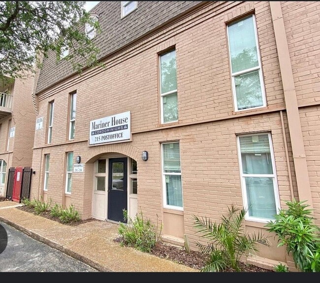 Building Photo - 215 Postoffice St Unit 701
