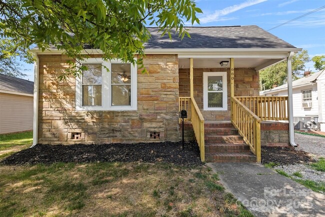 Building Photo - 660 Chestnut St