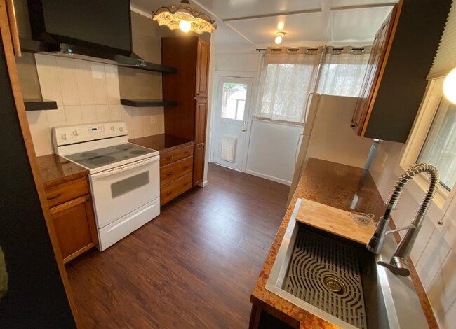 Photo - 3216 N Stevens St