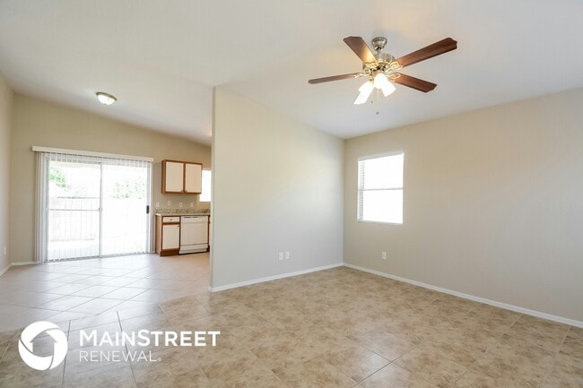 Photo - 1919 W Calle Guadalajara