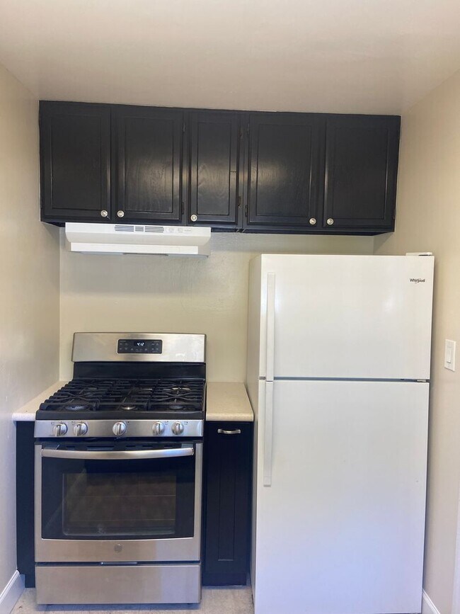 Photo - Ready to Move-In (3bed/1 bath, one unit of...
