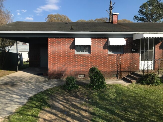 Photo - 204 N Forbes St