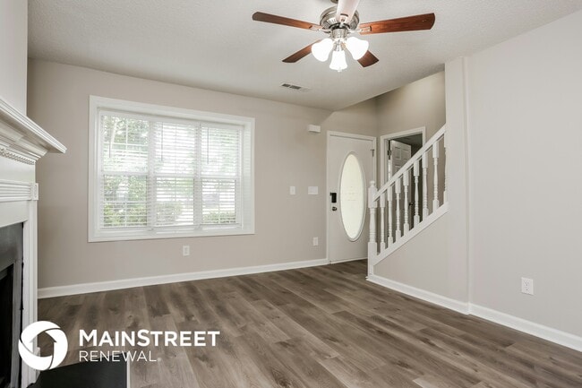 Photo - 3650 Emerald Point