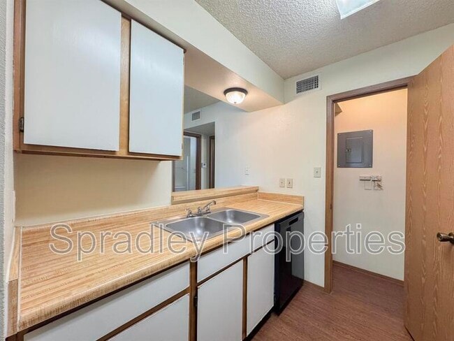 Photo - Troy Terrace Apartments