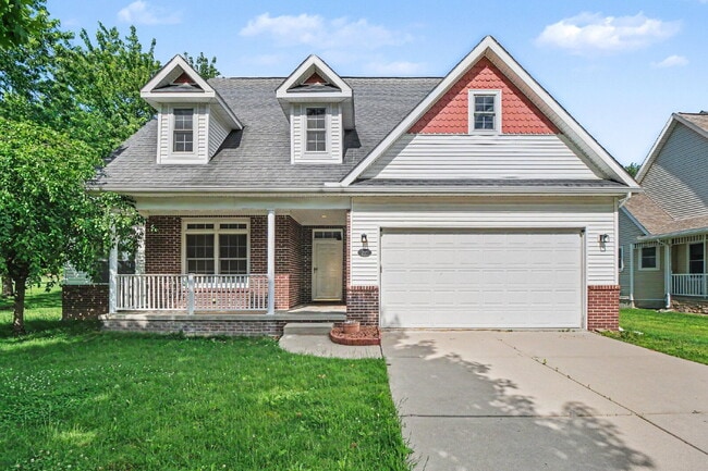 Photo - SPEICAL offer- MOVE IN READY 3 bedroom home!