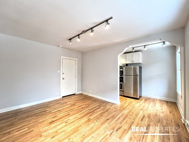 Photo - 2420 N Kedzie Ave