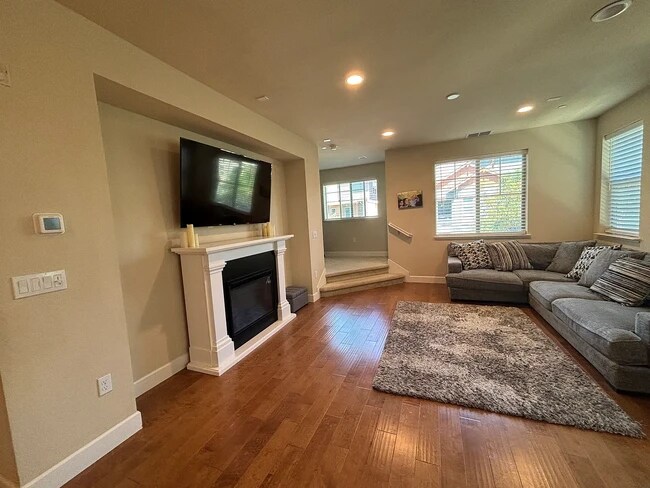 Photo - 833 Tranquility Cir