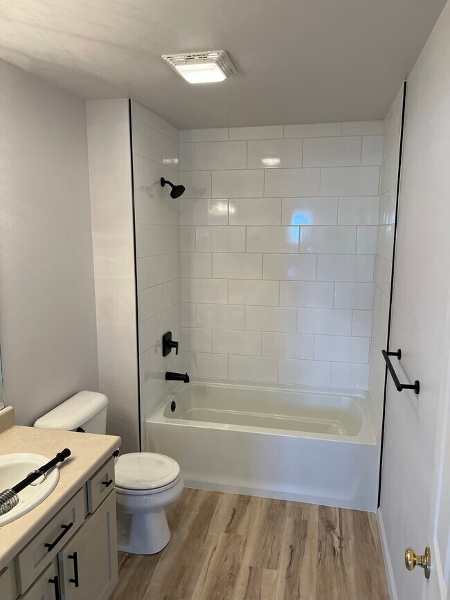 Newly remodeled bathroom - 3505 Fallon St Unit A10
