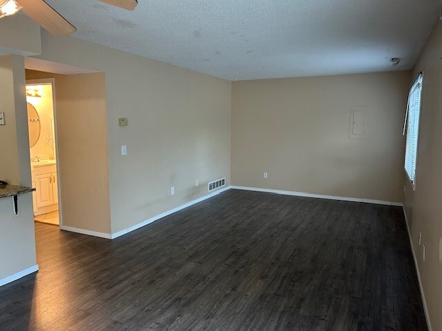 Photo - 681 E Burnsville Pkwy