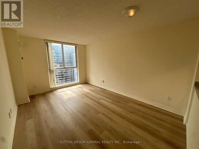 Photo - 736 Bay St. Unit 3102
