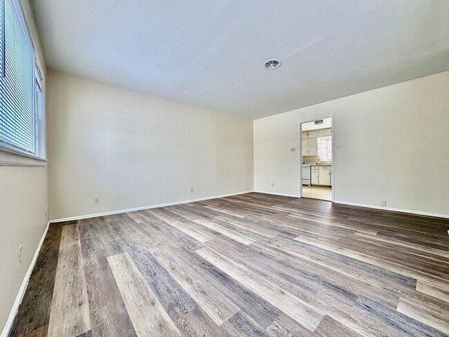 Photo - 427 S 28th St