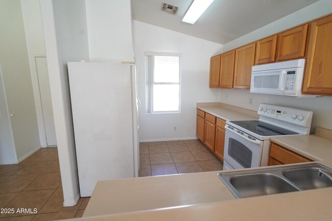 Photo - 2293 W 20th Ave