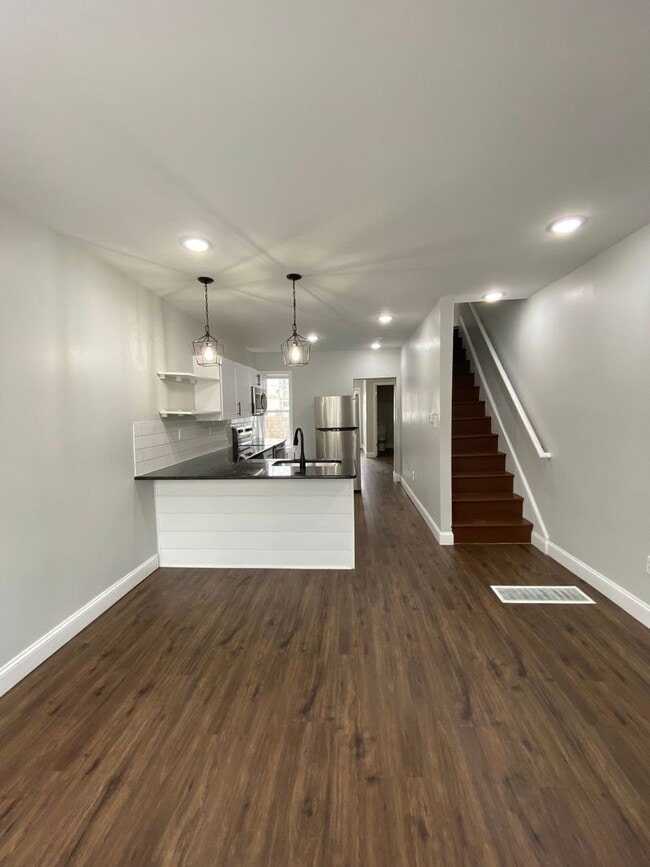 Photo - 3 Bedroom 2.5 Bath Home Available For Rent