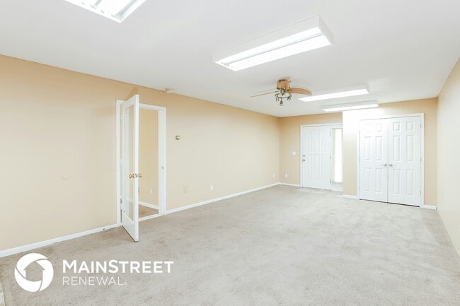 Photo - 5804 NW Klamm Dr