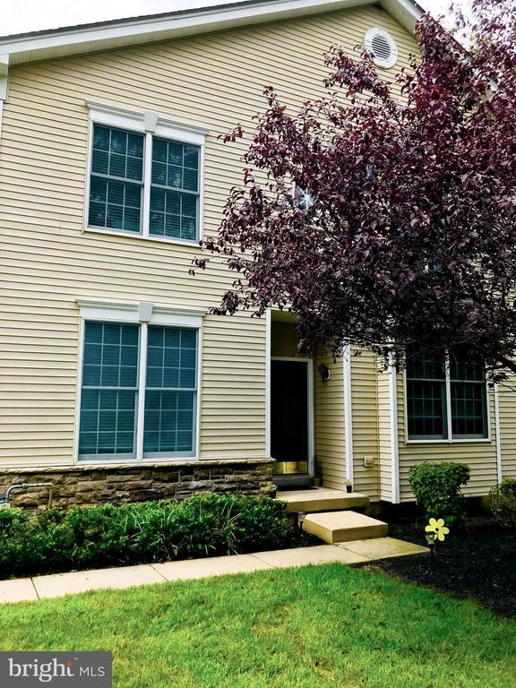 Photo - 22 Nestlewood Way Townhome