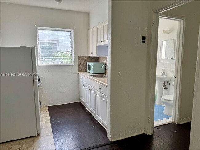 Photo - 760 Jefferson Ave Unit 10