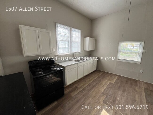 Photo - 1507 Allen St
