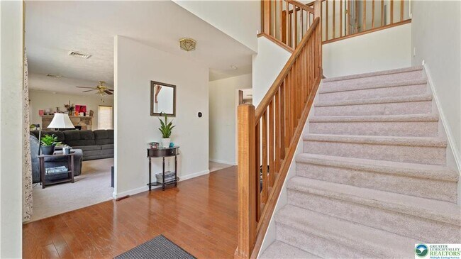 Photo - 152 Granite Rd