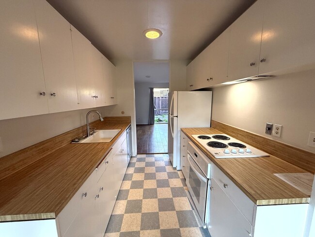 Photo - SPACIOUS 3 BEDROOM CONDO IN THE MEADOWS HOA – TERRA LINDA