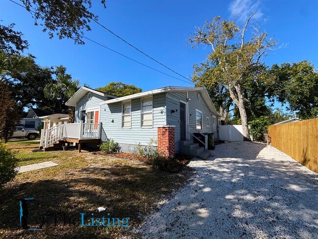 Photo - 6920 N Central Ave