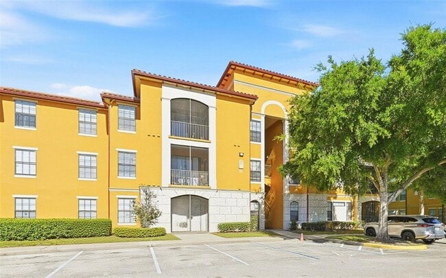Building Photo - 6169 Metrowest Blvd Unit 305