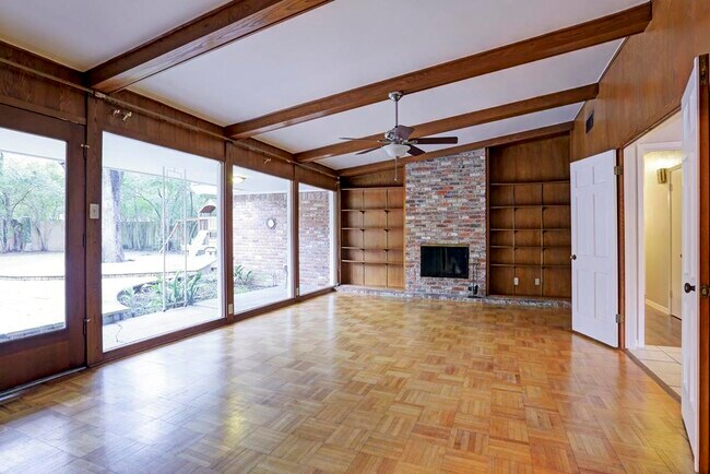 Photo - 1103 River Glyn Dr