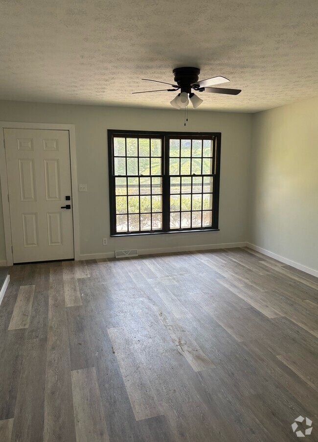 Building Photo - 207 S Jefferson Ave Unit 4 Rental