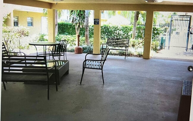 Photo - 5150 NE 6th Ave Unit 130