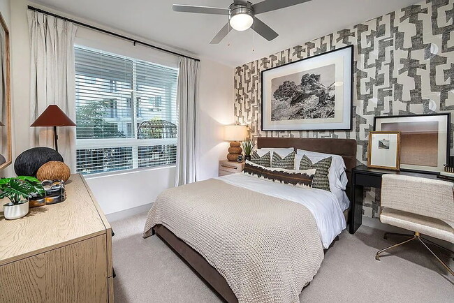 Photo - 690 Sutter St