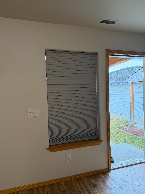 Photo - 1979 Greatview Dr