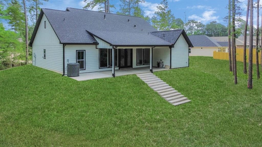 Photo - 12163 La Salle River Rd