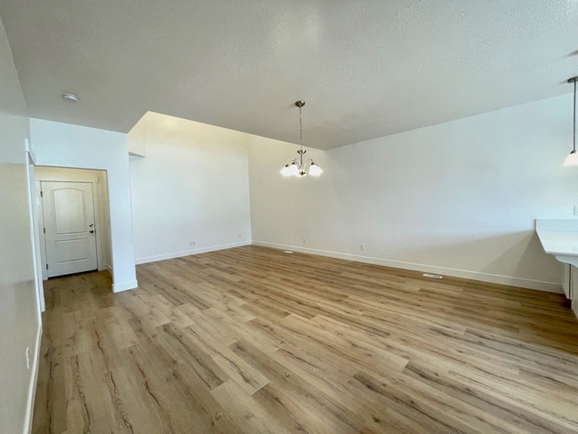 3990 W 1530 N