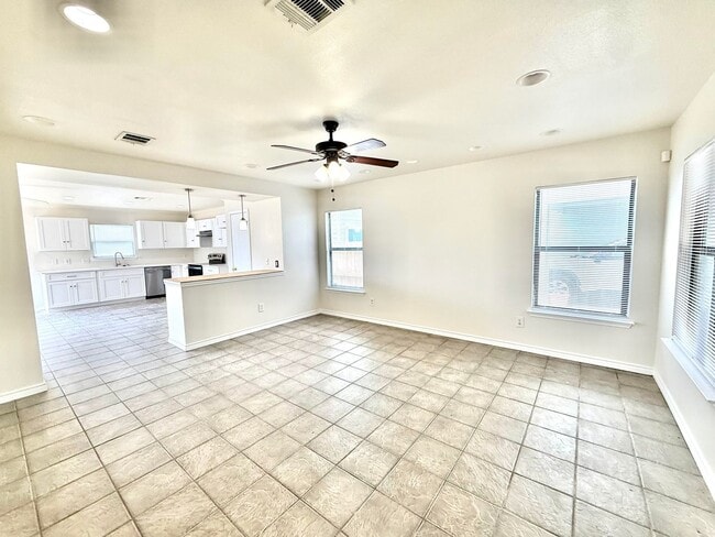 Photo - House in SE Austin Near Airport and Tesla!