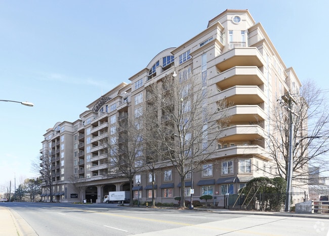 Building Photo - Camden Grandview Rental