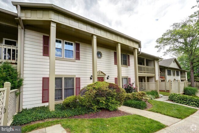 Building Photo - 20649 Shadyside Way Unit 8-128 Rental