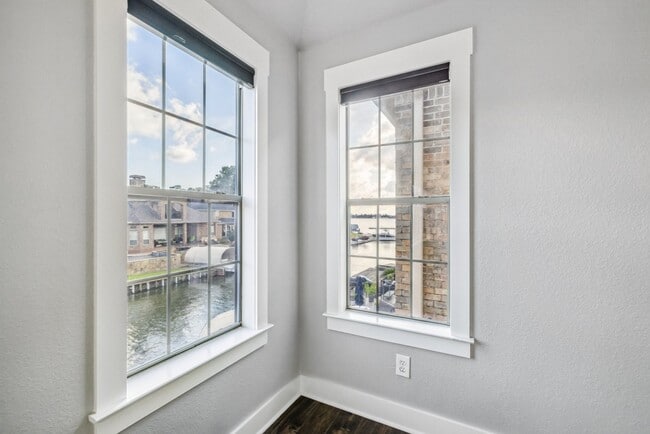 Building Photo - 12336 Pebble View Dr Rental