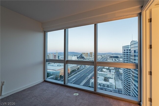 Photo - 4471 Dean Martin Dr Unidad 3509