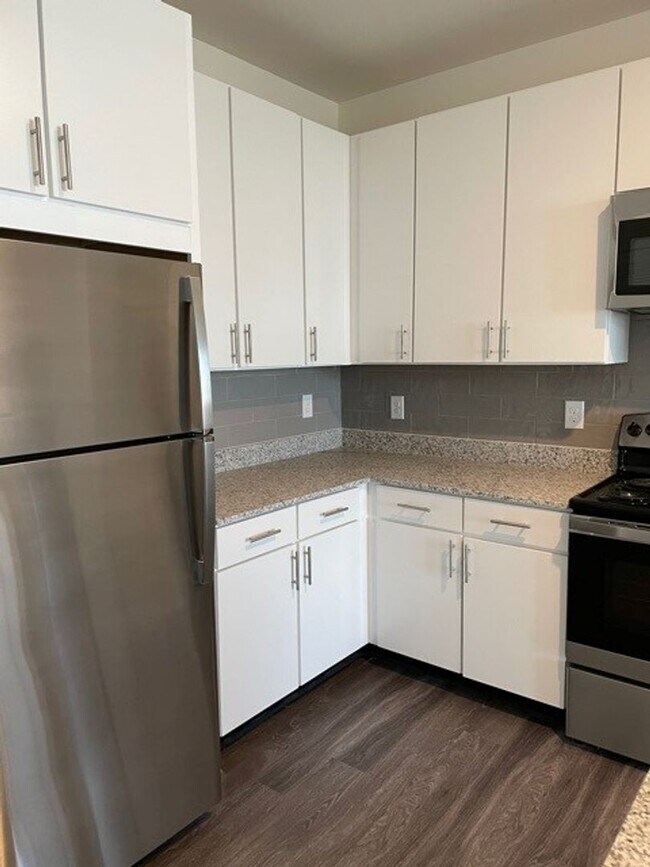 Photo - Pinewell Station