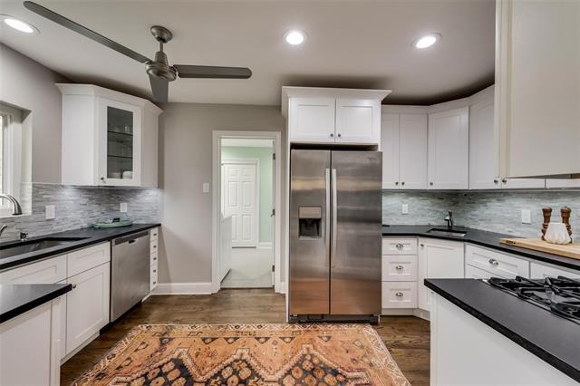 Building Photo - 3808 Shorecrest Dr Rental