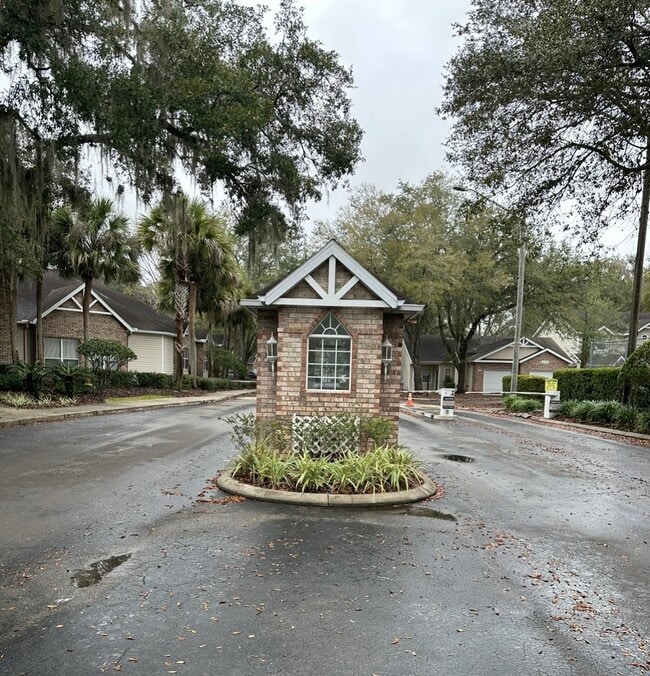 Photo - 4700 SW Archer Rd Unit 95