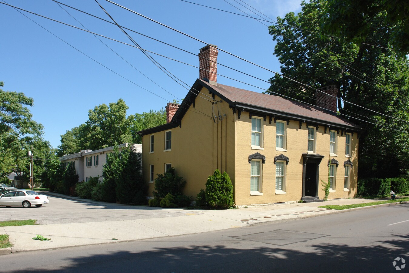 Photo - 347 S Upper St Apartments