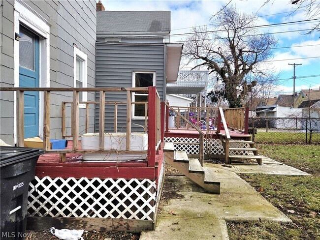 Photo - 10415 Bernard Ave