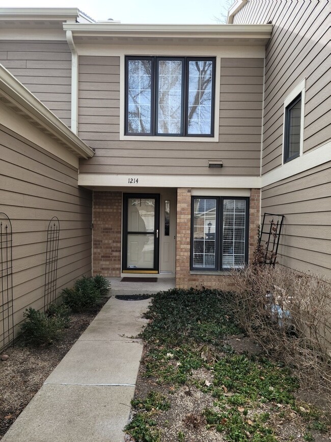 Building Photo - 1214 Gulfstream Pky Unit 1 Rental