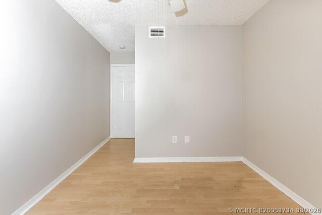 Photo - 200 Perry Ave