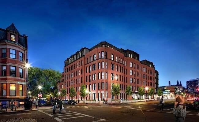 Building Photo - 566 Columbus Ave Unit 412