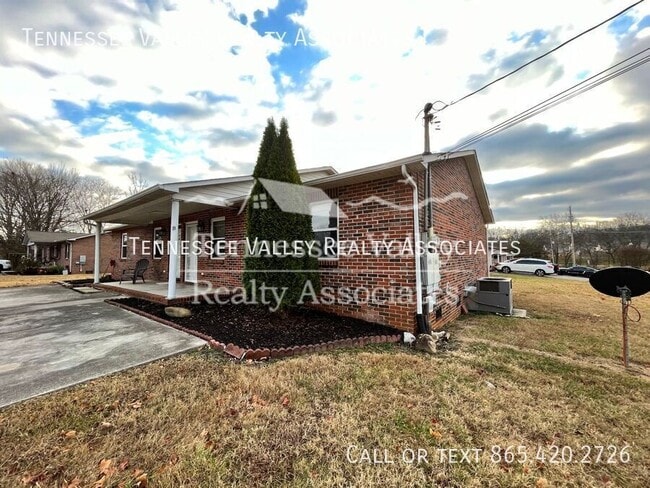 Photo - 755 Kirk Ave