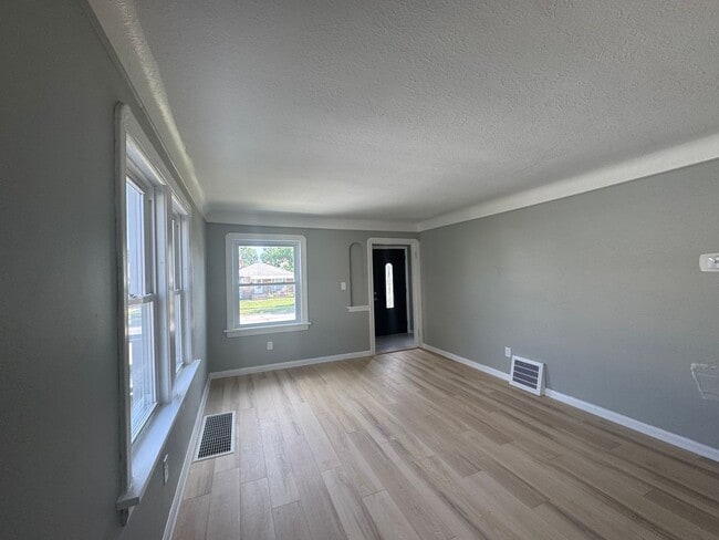 Photo - Newly Renovated 3 Bedroom Home