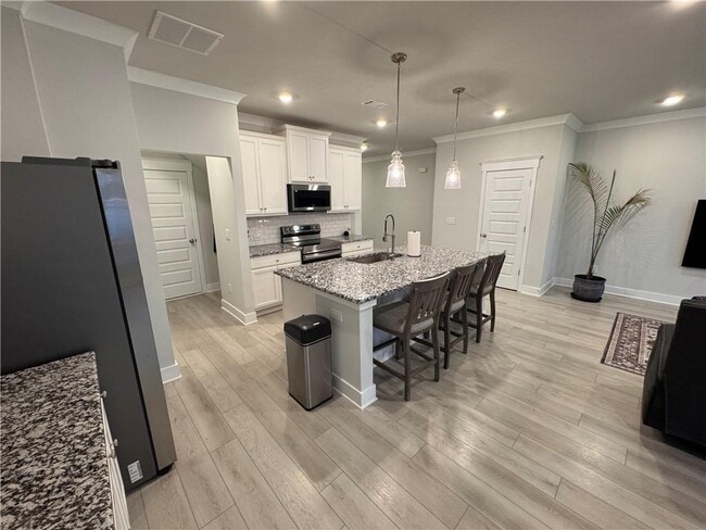 Photo - 220 Depot Lndg Rd